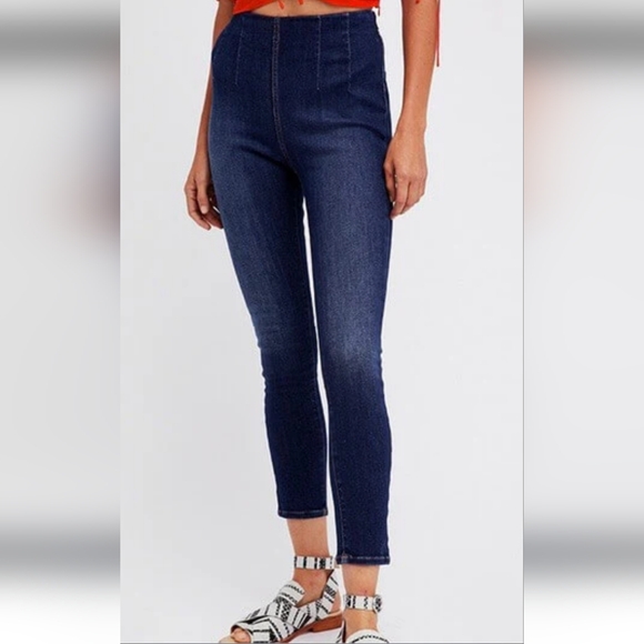 Free People Skinny Pullon Denim Jeans - Picture 1 of 10